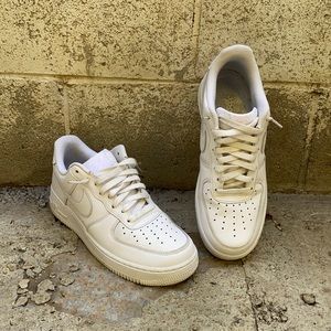 Nike air forces 1 white